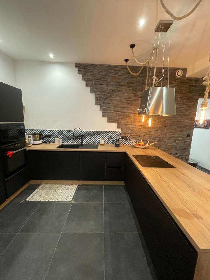 Appart 110M2 Terrasse Climatise Quartier Medieval Clermont-Ferrand Exterior photo